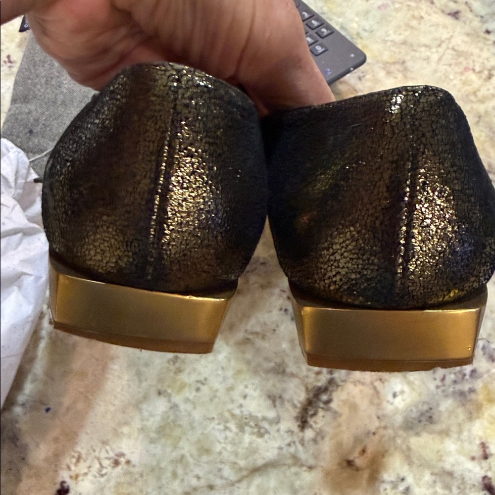 Ferragamo Gold Lana Loafers Gancini Square Toe 7.5B". - Picture 8 of 8